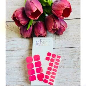 Dashing Diva Glaze Pink Watermelon Semi-cured Gel Nail Wraps